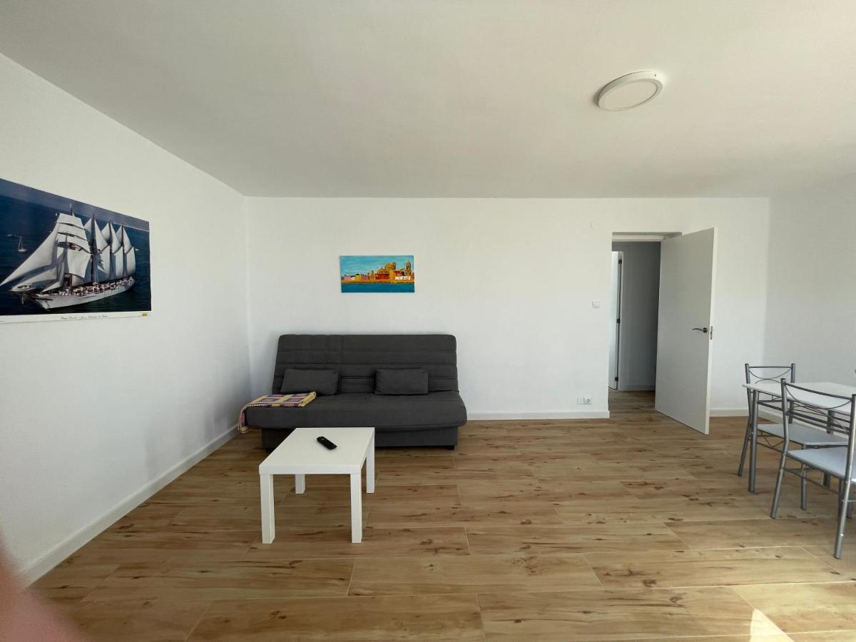 Habitacion En Apartamento Centro El Puerto Santa Maria 엘푸에르토데산타마리아 외부 사진